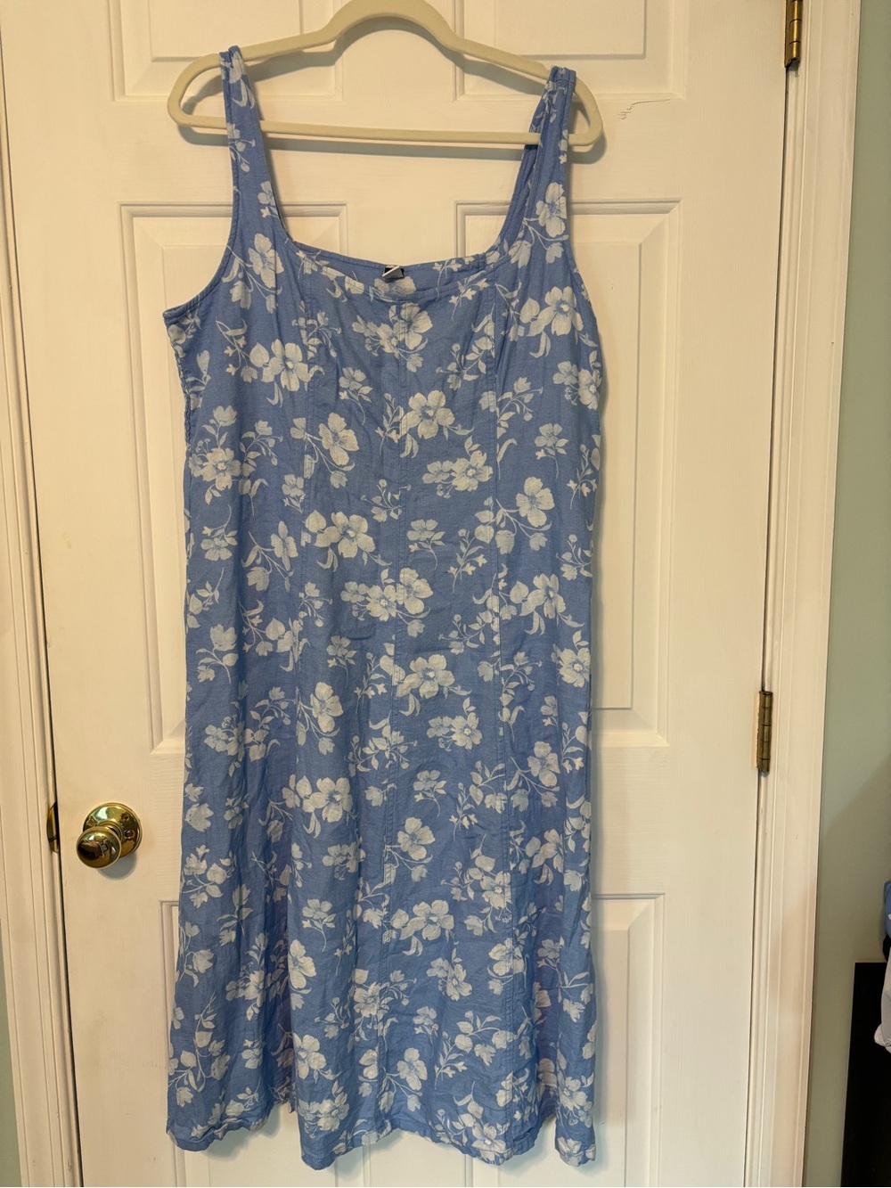 Old Navy XL Light Blue and White midi dress